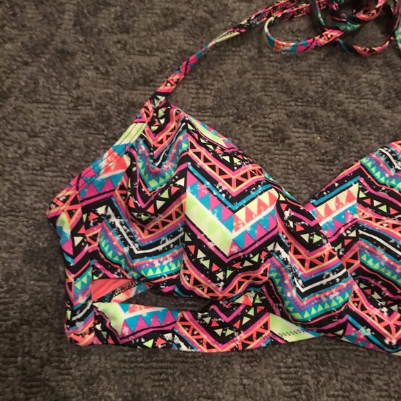 Victoria secret pink bikini top - Picture 2 of 4